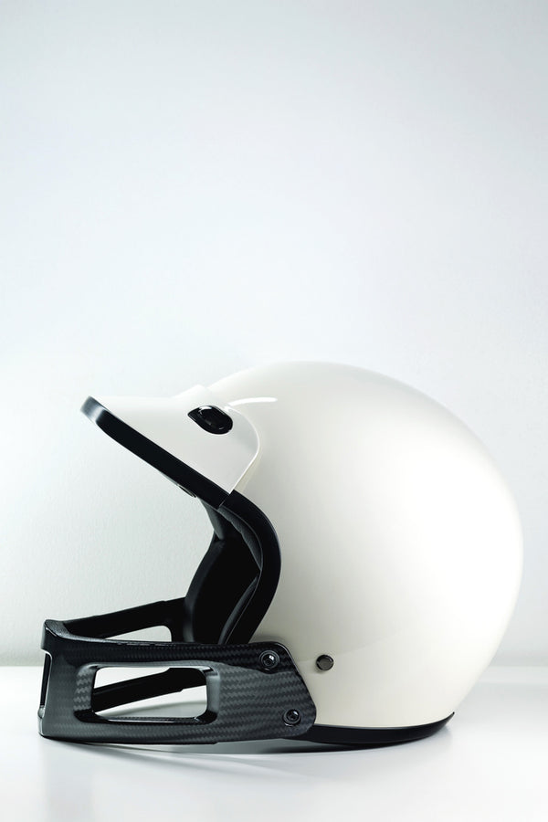 CC | Ivory/carbon